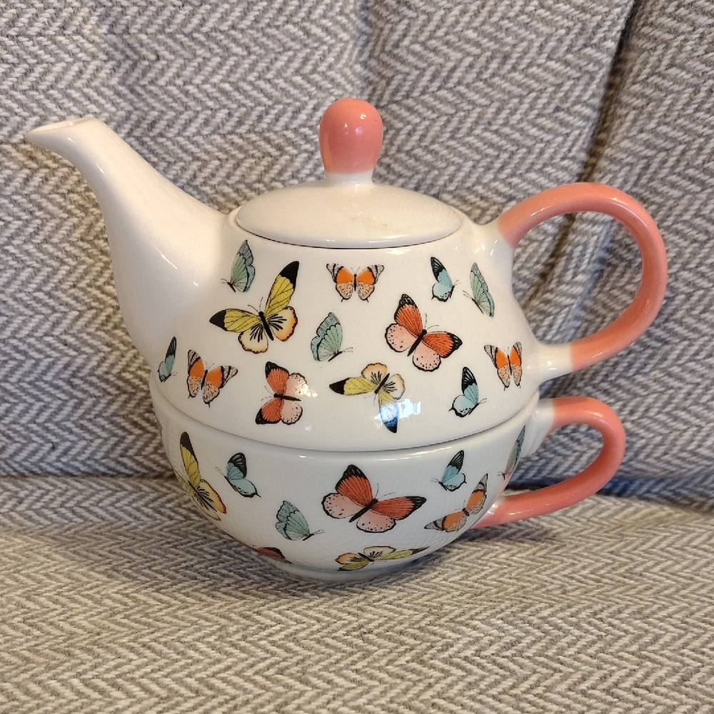 Butterfly Teapot and Cup Set - Pink and White